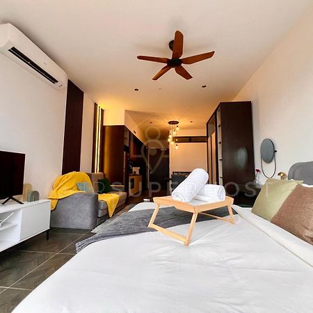Scarletz Suites Near Klcc By Yoursuperhost Kuala Lumpur Zewnętrze zdjęcie